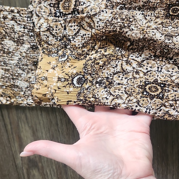 Doe & Rae crinkle flouncy pants - Picture 7 of 8